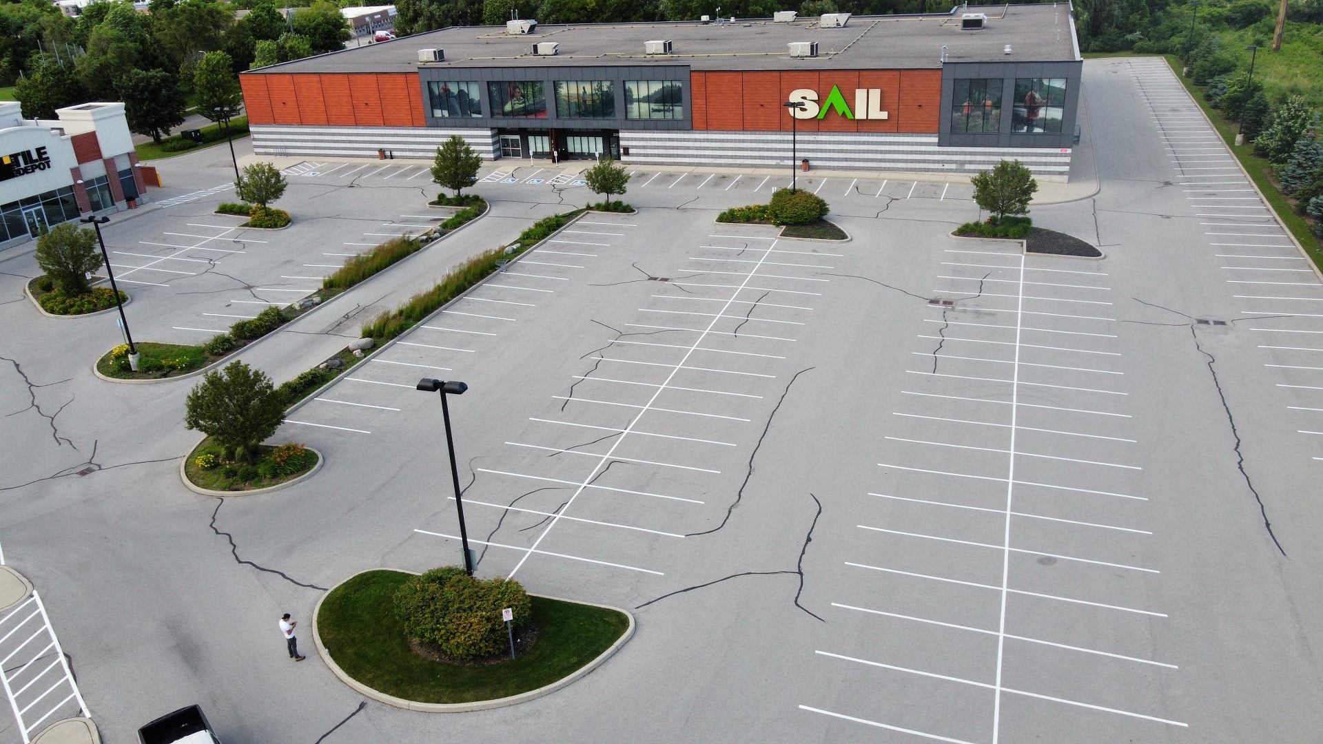 Canadian Asphalt Maintenance Revives a Burlington Parking Lot